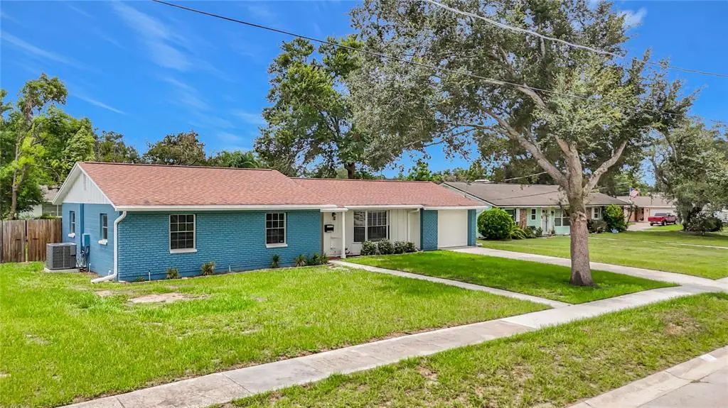 514 W Hilda Drive, BRANDON