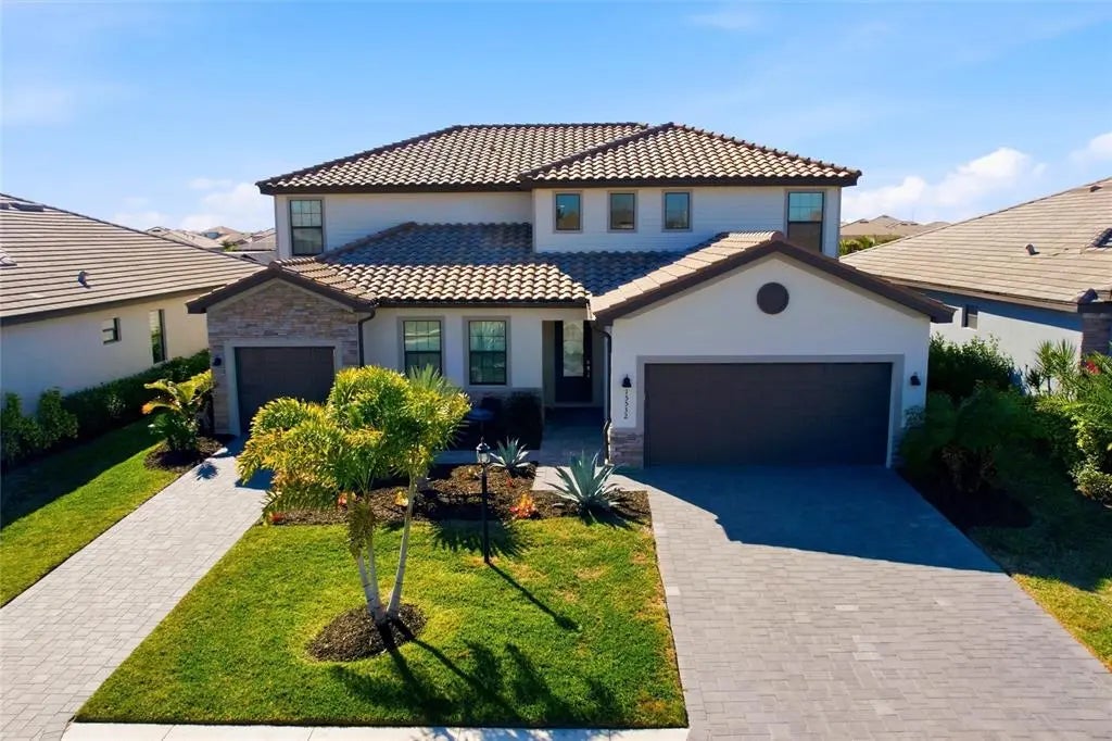 15532 White Linen Drive, BRADENTON