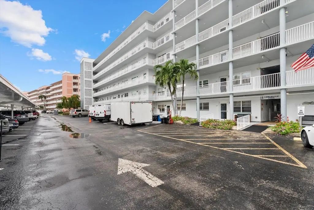 5925 Shore Boulevard South 105, GULFPORT