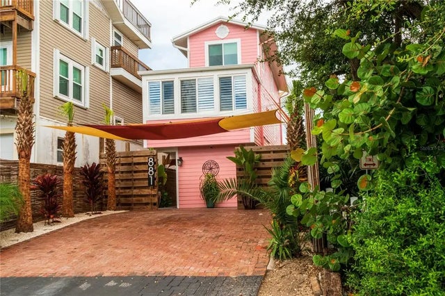 881 Catfish Avenue, NEW SMYRNA BEACH