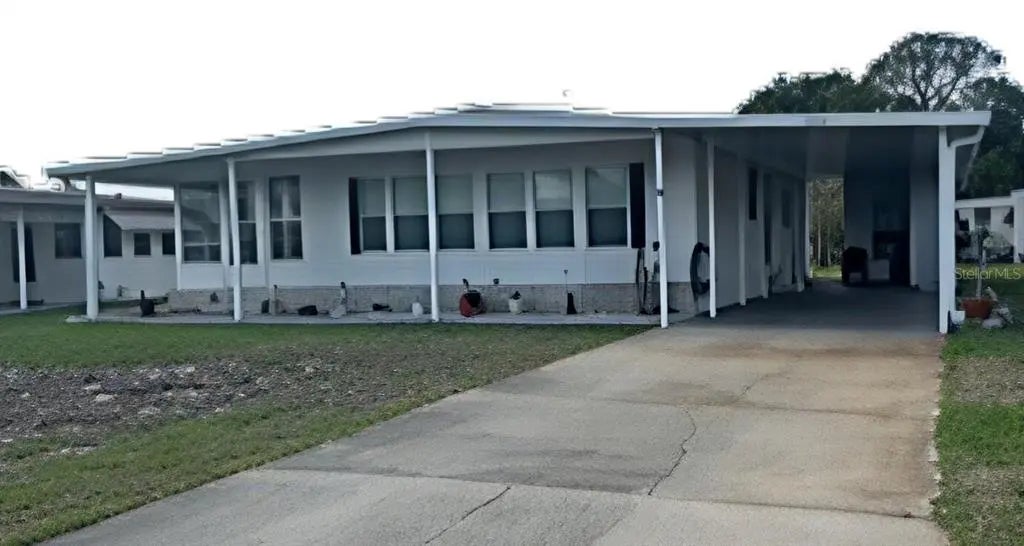 1211 Apache Circle, TAVARES