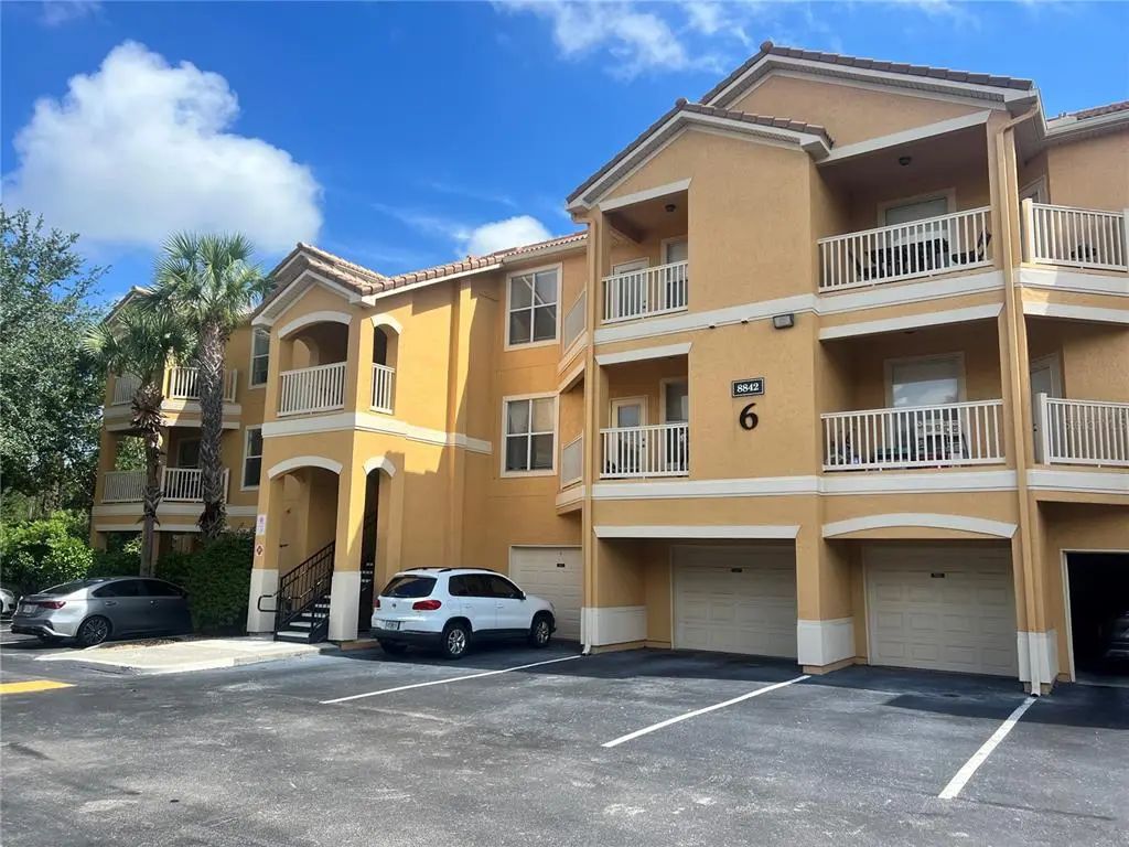 8842 Villa View Circle 203, ORLANDO