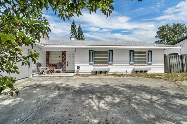 2829 Aloma Avenue, WINTER PARK