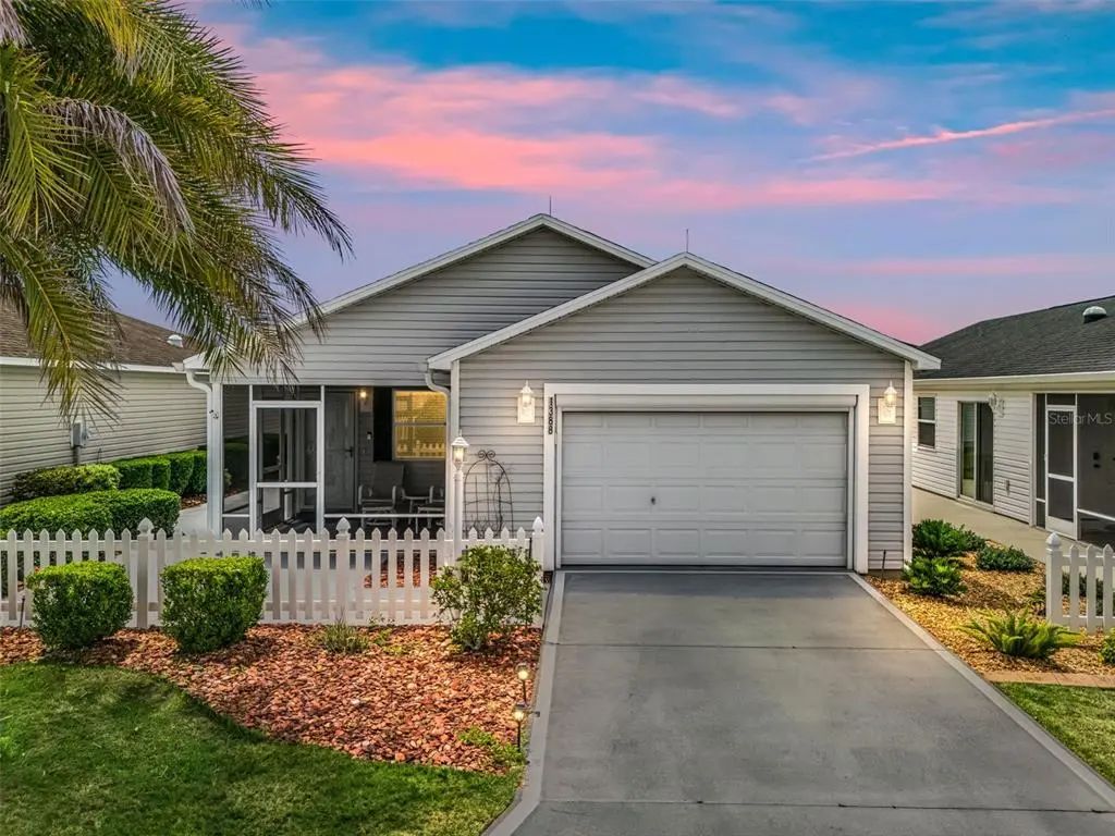 1388 Viola Court, THE VILLAGES