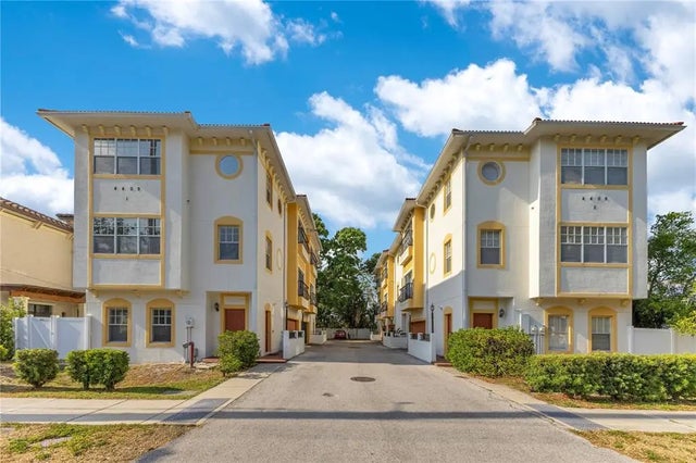 4409 W Gray Street 5, TAMPA