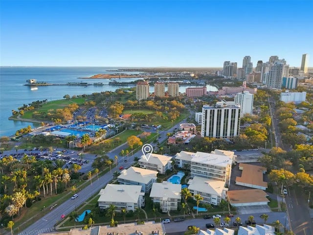 1000 N Shore Drive Ne 2, ST PETERSBURG