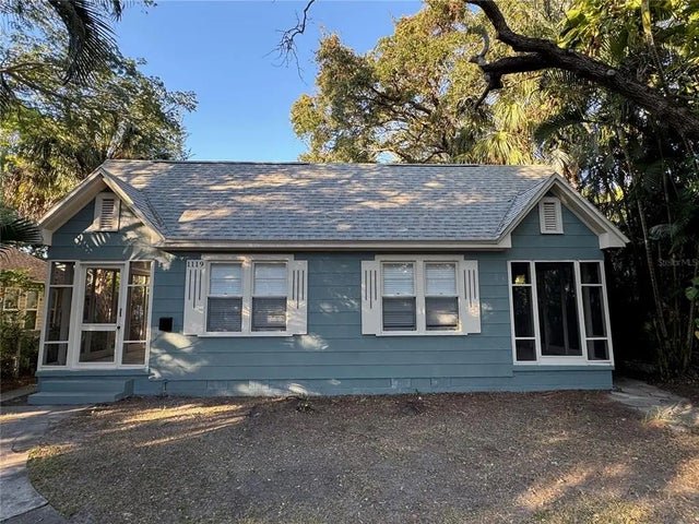 1119 Newton Avenue S, ST PETERSBURG