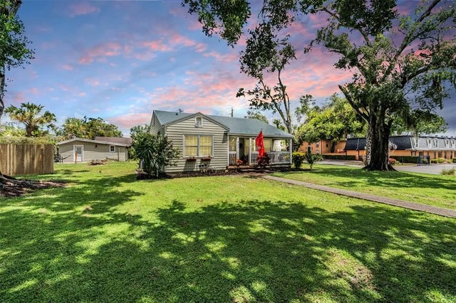 901 & 903 Cornelius Avenue, TAMPA