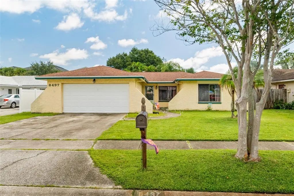 8497 90th Street, SEMINOLE