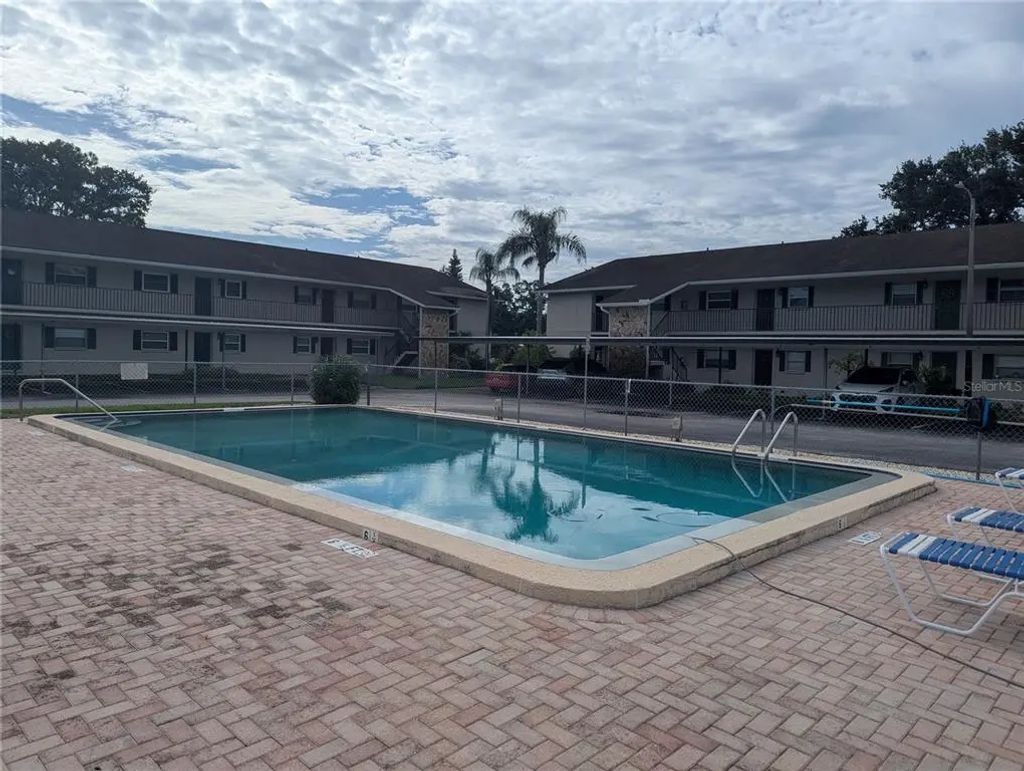 9851 113th Street 108, SEMINOLE
