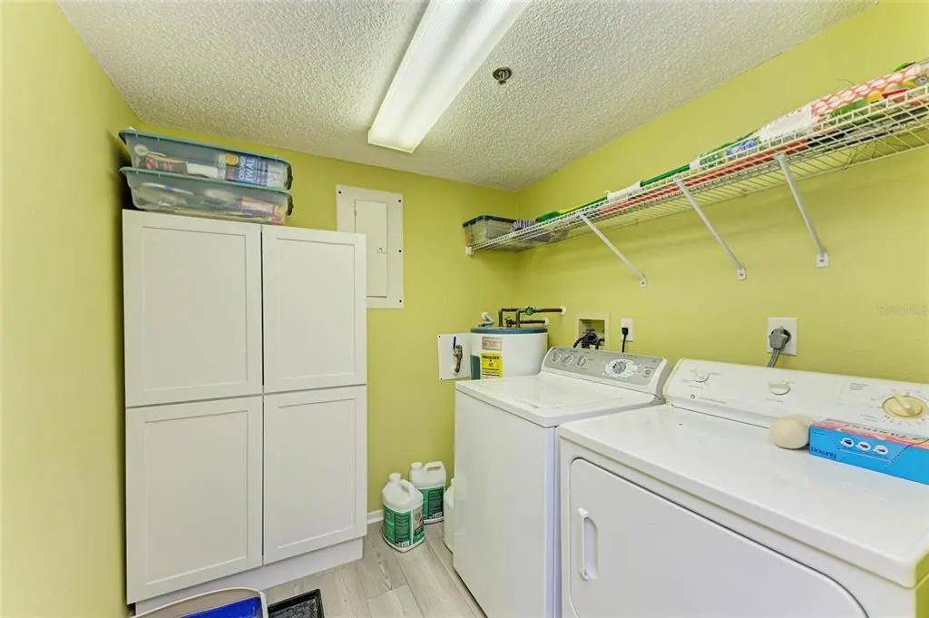 22 of 35 - 3980 Ironwood Circle 206, BRADENTON, FL
