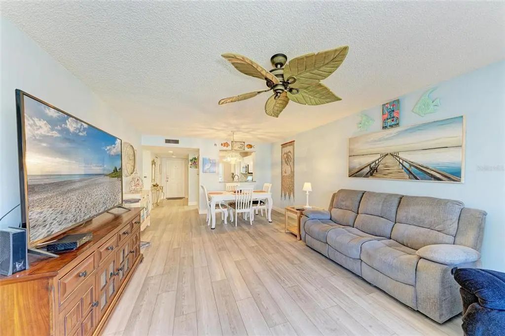 3 of 35 - 3980 Ironwood Circle 206, BRADENTON, FL