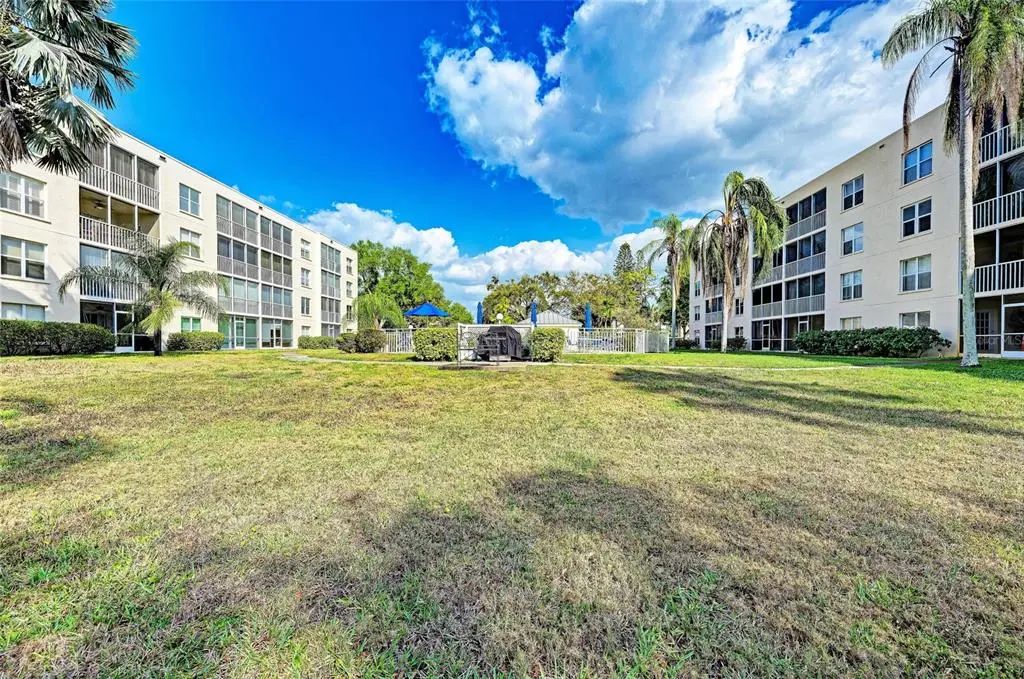 32 of 35 - 3980 Ironwood Circle 206, BRADENTON, FL