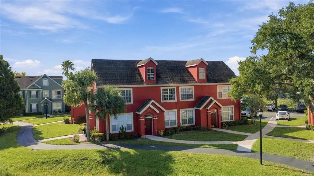 9570 Lake Chase Island Way 9570, TAMPA