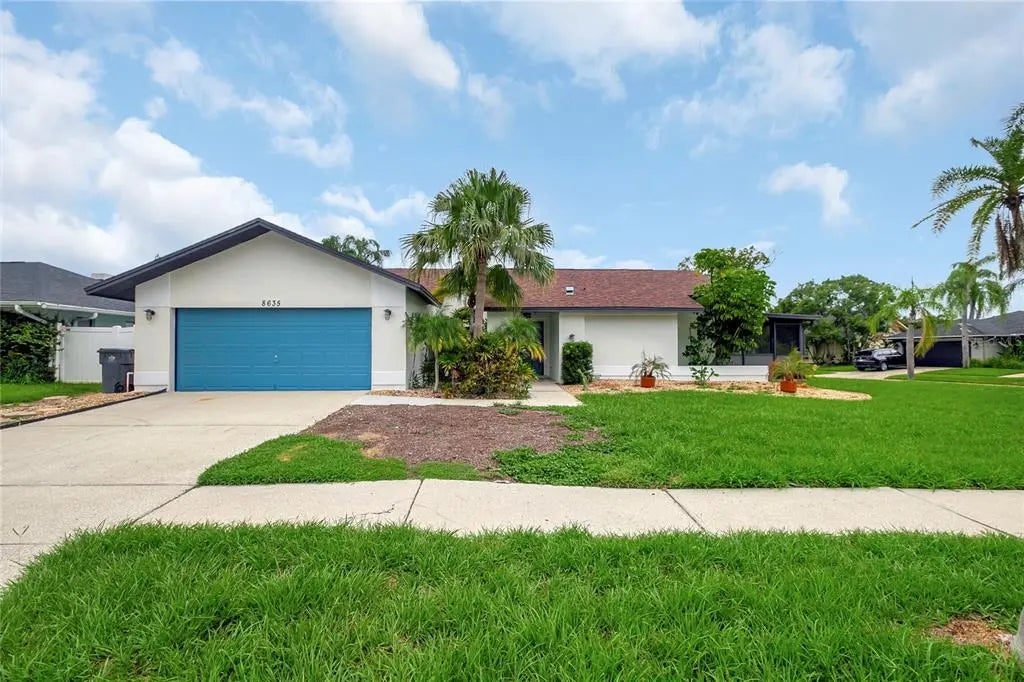 8635 Chadwick Drive, TAMPA