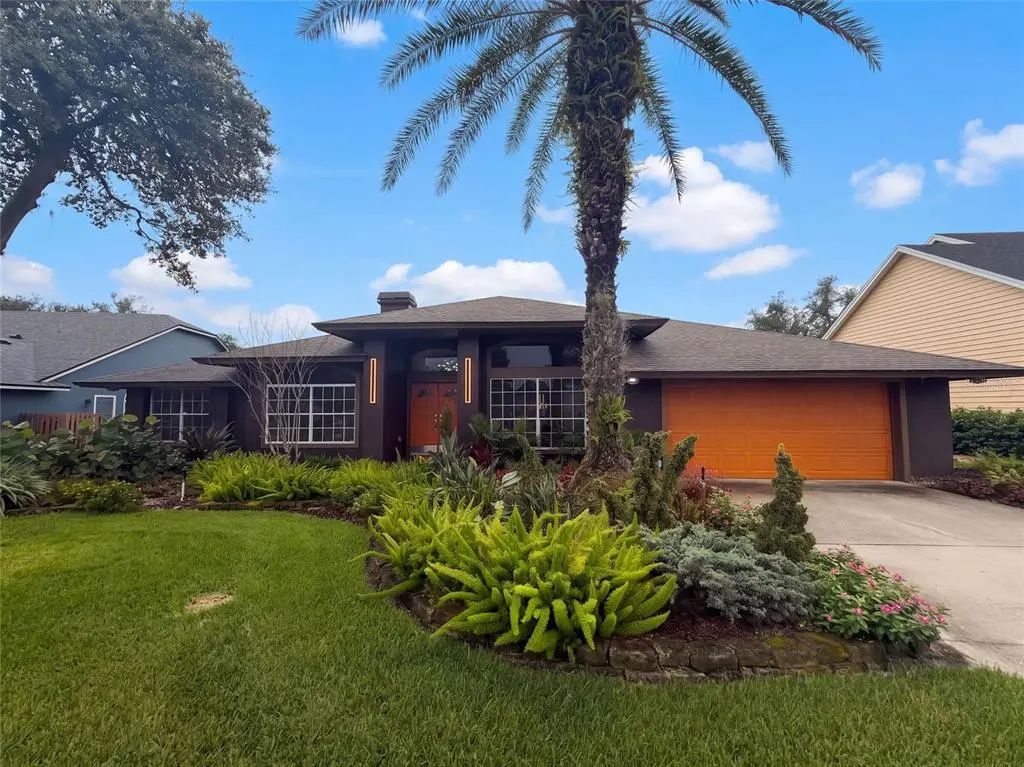 455 Longmeadow Lane, LONGWOOD