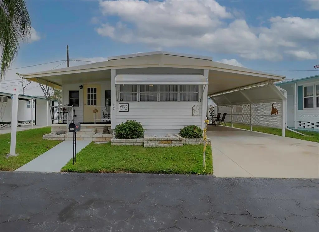 4235 72nd Way N 99, ST PETERSBURG