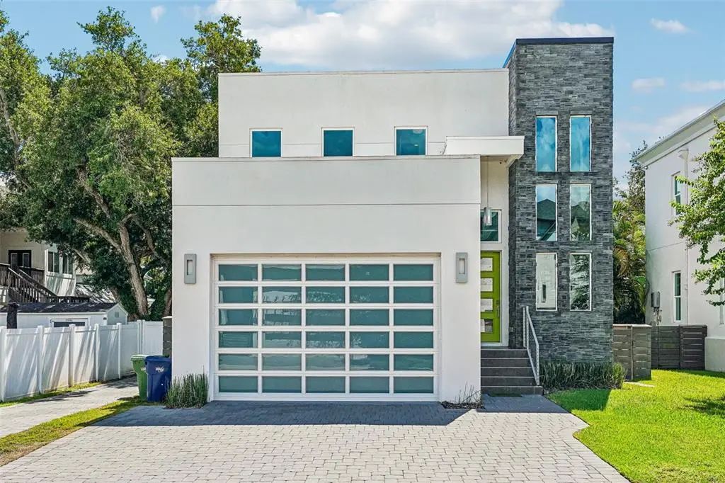 2706 W Trilby Avenue, TAMPA
