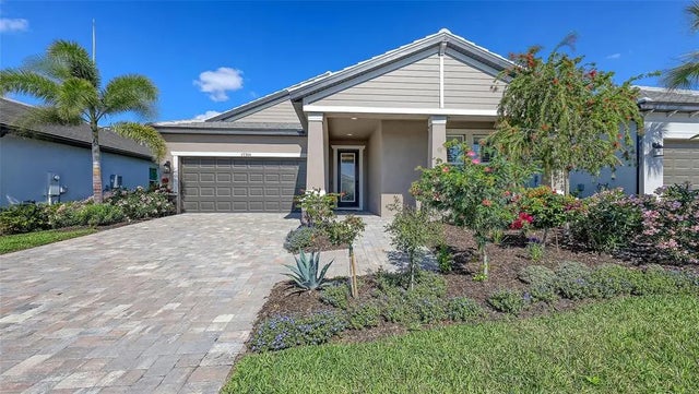 17744 Savory Mist Circle, LAKEWOOD RANCH