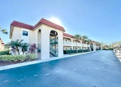 1750 Belleair Forest Drive A8, BELLEAIR