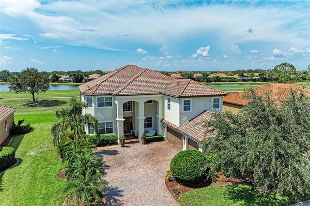 7805 Heritage Grand Place, BRADENTON