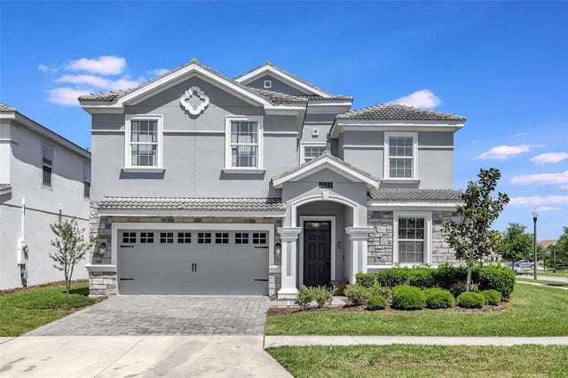 1533 Flange Drive, DAVENPORT
