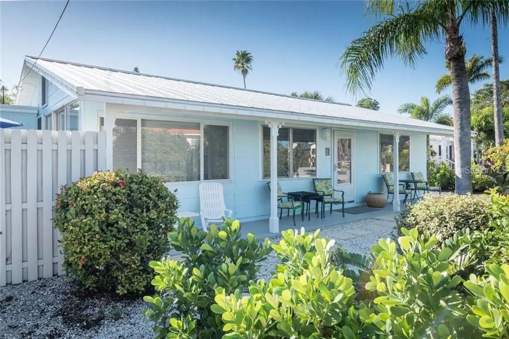 900 S Blvd Of The Presidents 4, SARASOTA