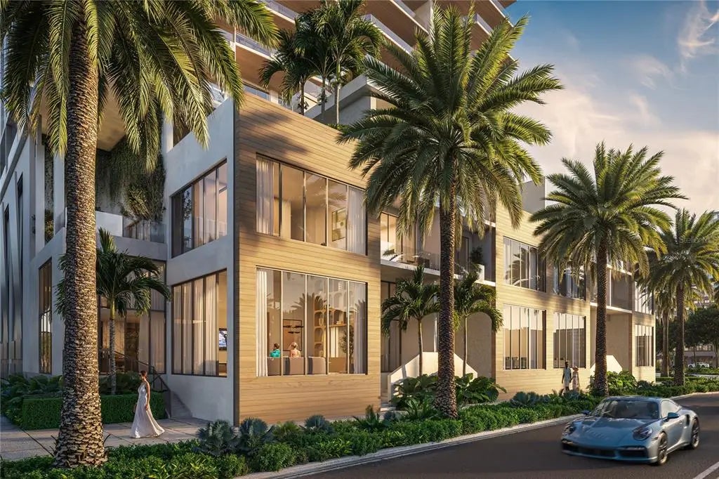 668 Quay Commons 102, SARASOTA