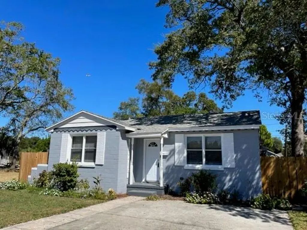 2720 Edwards Avenue S, ST. PETERSBURG