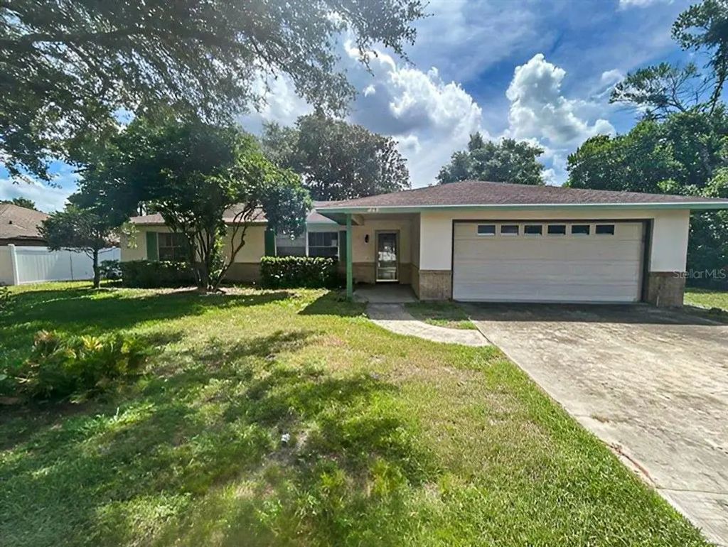 1291 Tivoli Drive, DELTONA