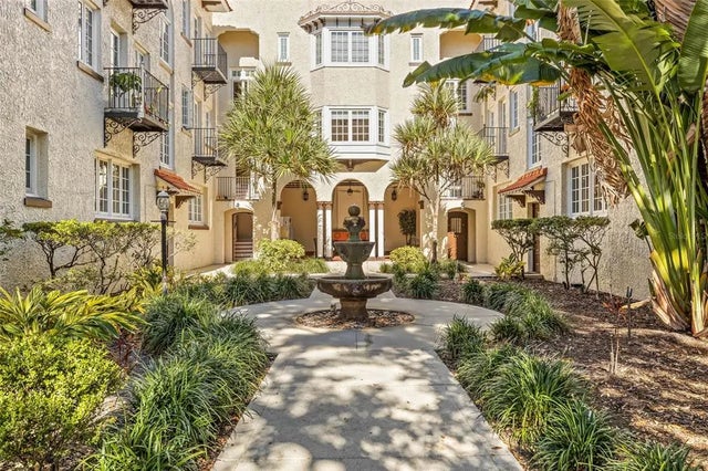 2117 W Dekle L-2, TAMPA