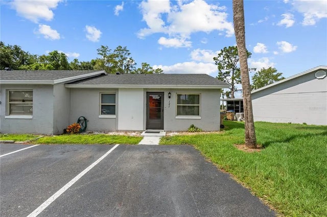121 Lake Villa Way, KISSIMMEE