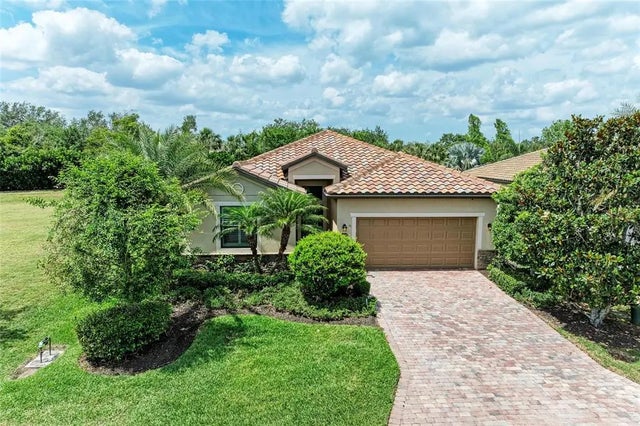 157 Wandering Wetlands Circle, BRADENTON