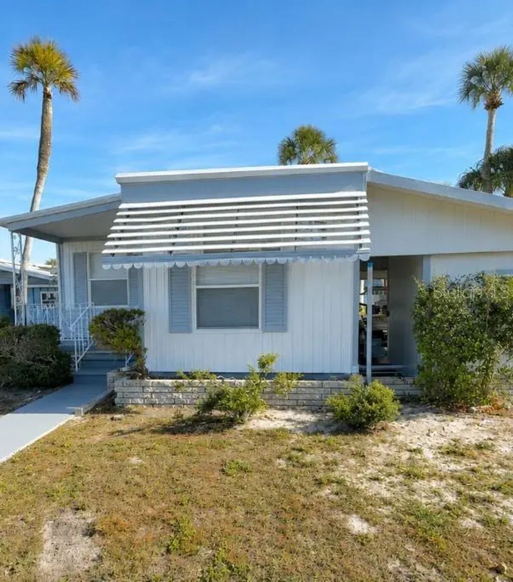 4851 W Gandy Boulevard B7l27, TAMPA