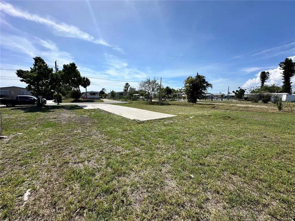 1427 Seagull Drive, ENGLEWOOD