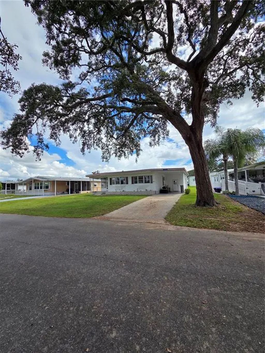 7478 Western Circle Drive, BROOKSVILLE