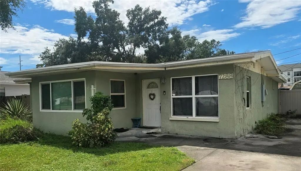 7288 78th Street N, PINELLAS PARK