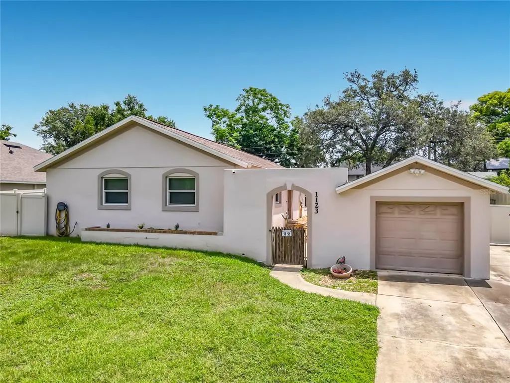 1123 West Hancock Drive, DELTONA
