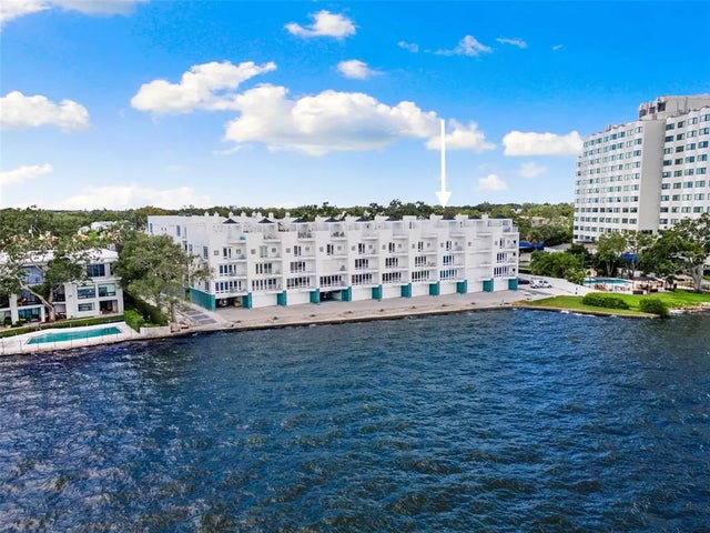 4950 Bayshore Boulevard 23, TAMPA