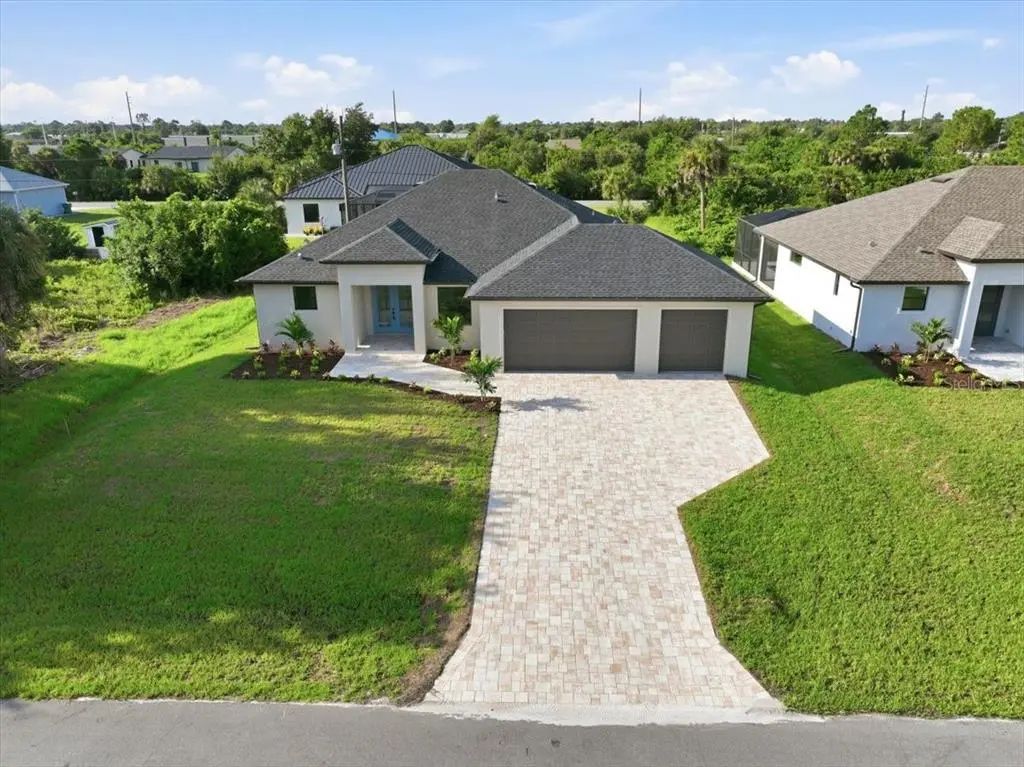 11209 Chalet Avenue, ENGLEWOOD