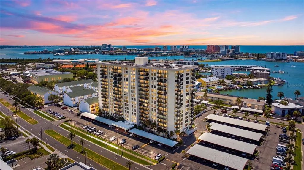400 Island Way 805, CLEARWATER