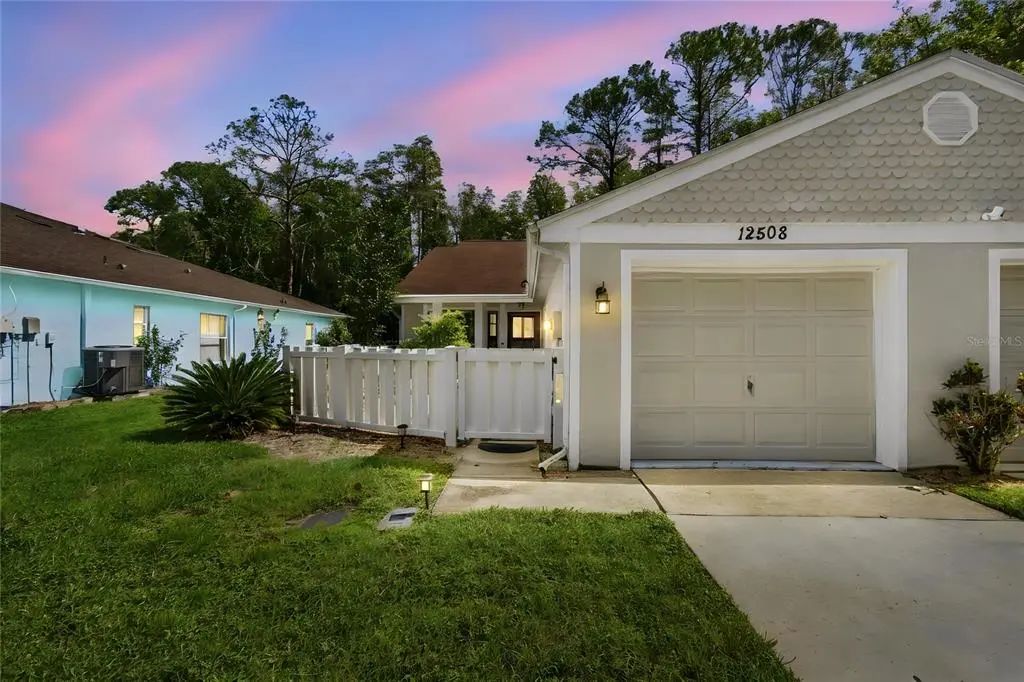 12508 Hollybrook Lane, HUDSON