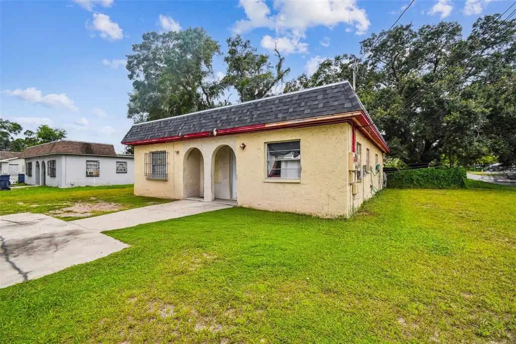9318 N 11th Street, TAMPA