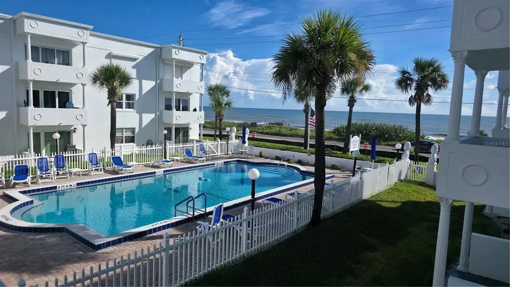 1926 Ocean Shore Boulevard 210, ORMOND BEACH