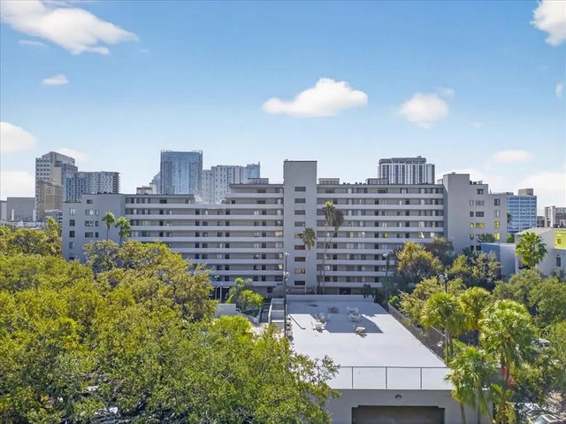 201 W Laurel Street 206, TAMPA