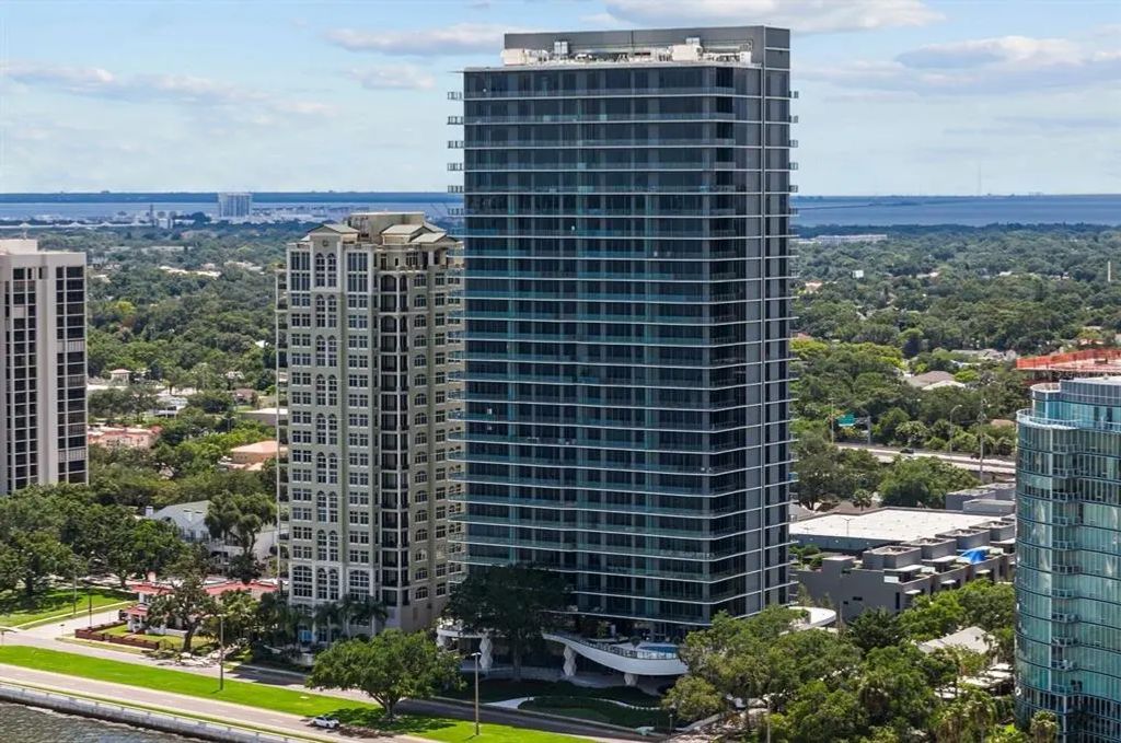 3101 Bayshore Boulevard 2004, TAMPA