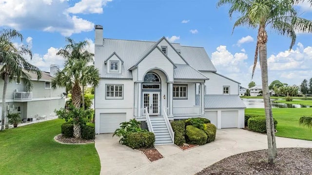 2118 Harbour Watch Drive, TARPON SPRINGS