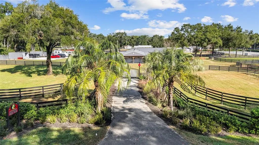 2 Count Fleet Drive, OCALA