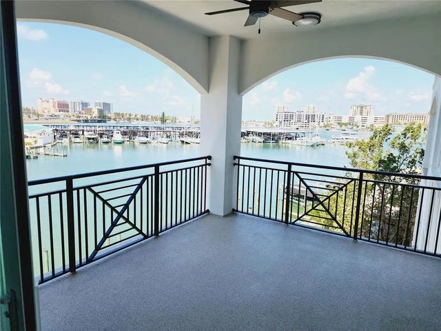 211 Dolphin Point 302, CLEARWATER