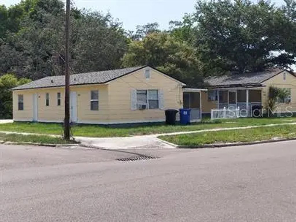 1139 40th Street S, ST PETERSBURG